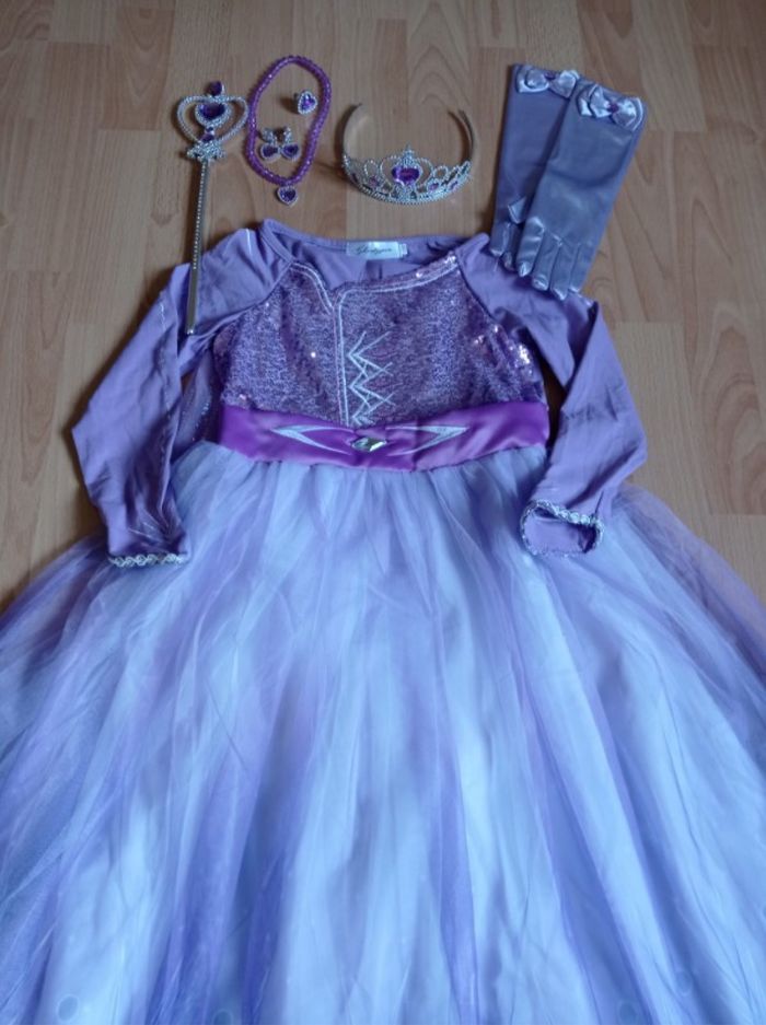 Déguisement robe princesse Elsa violette et ces accessoires 7ans - photo numéro 3