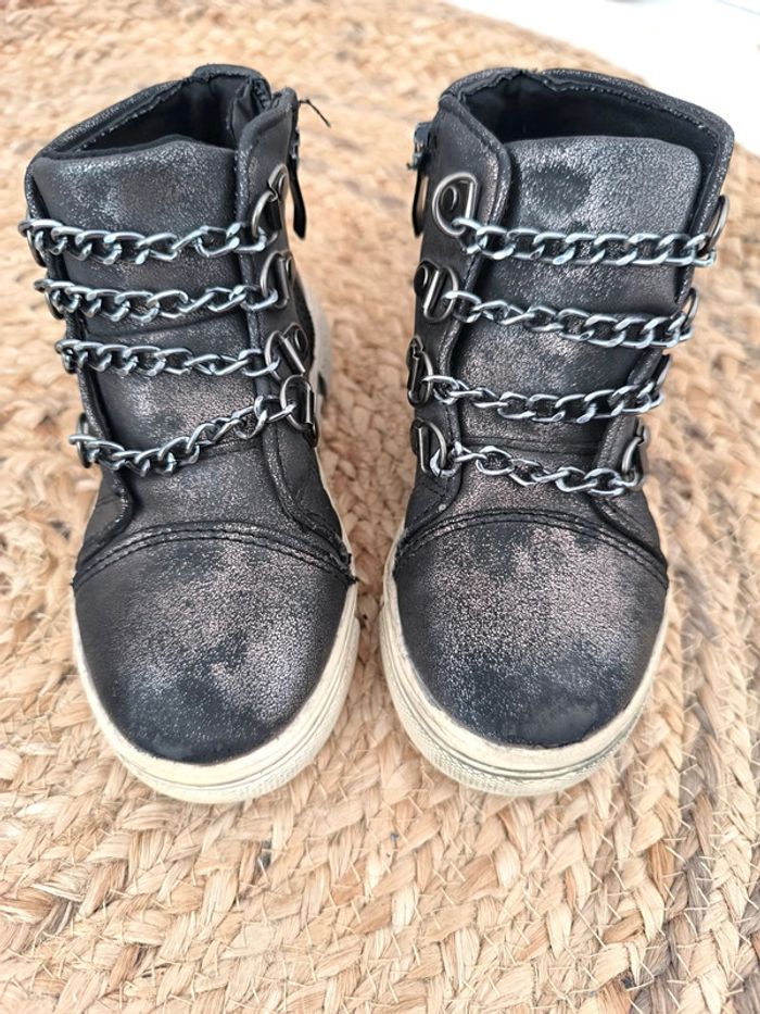 Lot bottines mixtes T.25 - photo numéro 3