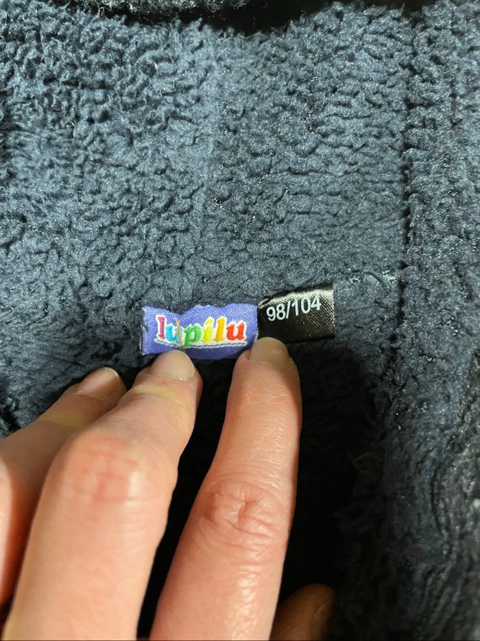 Veste/gilet zippé 98/104 - 3/4 ans - photo numéro 4