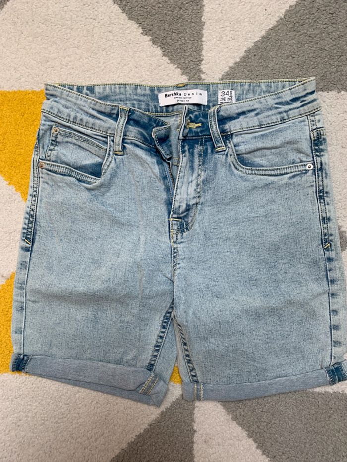 Short en jeans skinny Bershka Taille S