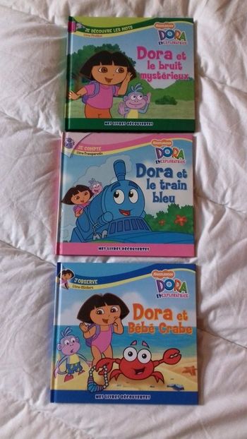 3 livres Dora