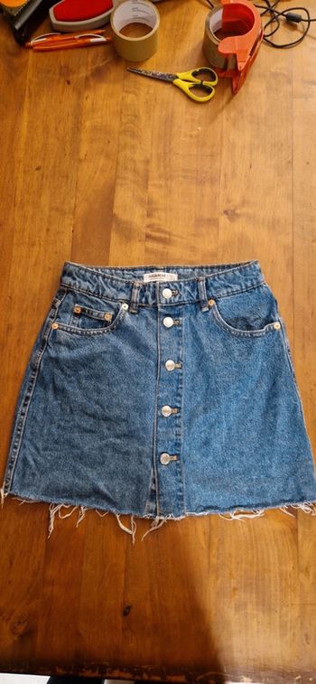 Jupe en jean bouton devant taille s