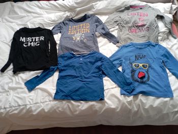 Lot 5 tee shirt manches longues marques diverses taille 6 ans neuf 15€