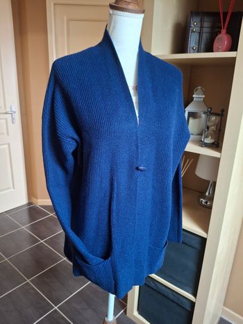 Gilet bleu marine neuf