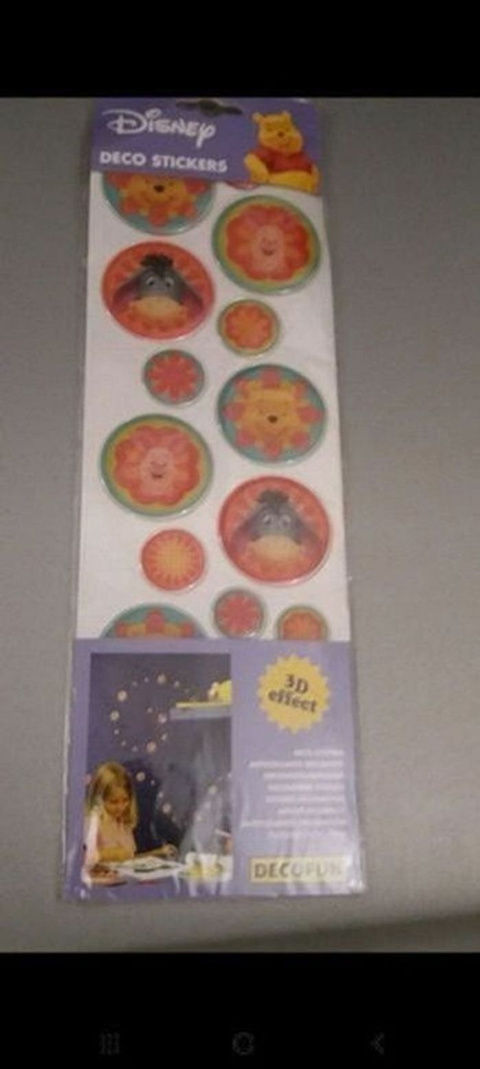 Stickers Winnie l'ourson 3D Effect - photo numéro 2