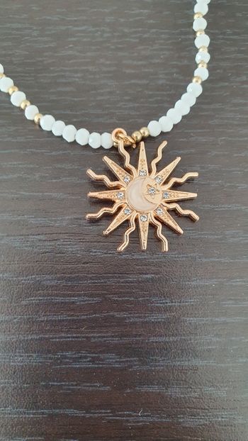 Collier neuf soleil et lune
