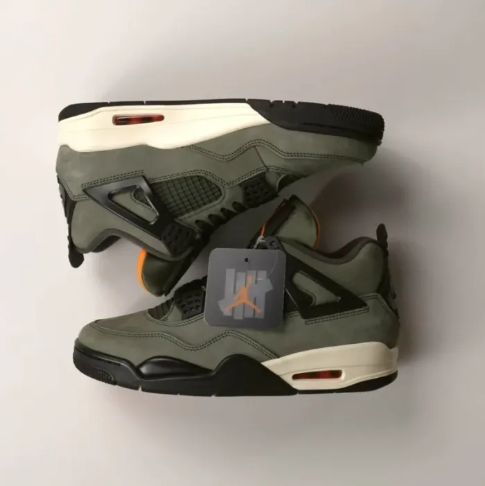 Jordan 4 retro x Undefeated - photo numéro 4