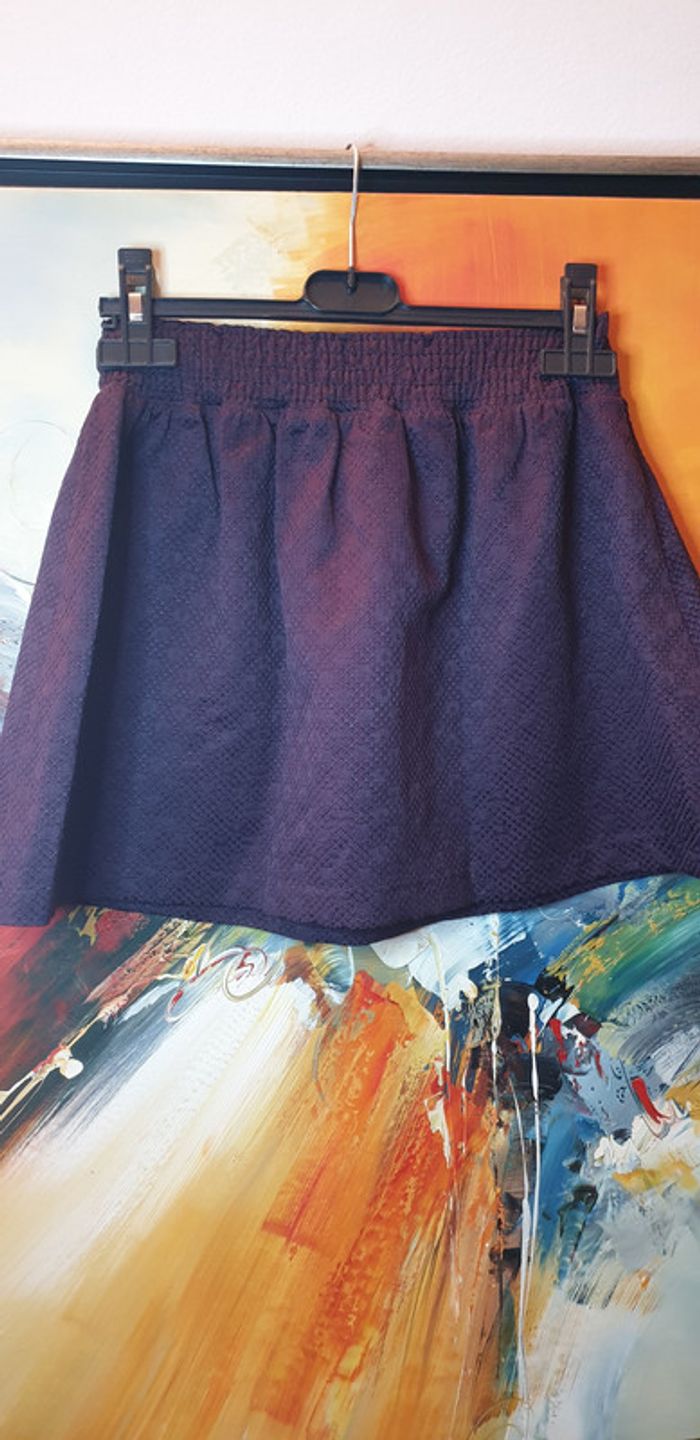 Neuve Superbe jupe violette foncée taille 10/12 ans - photo numéro 3