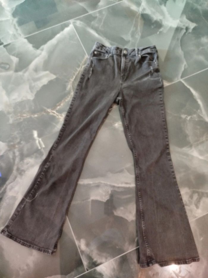 Jean flare  Kiabi 38 large patte d éf