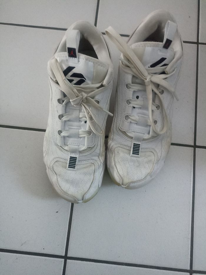 Chaussures de basket Jordan Luka 2