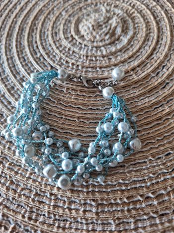 Bracelet fantaisie perles bleu ciel