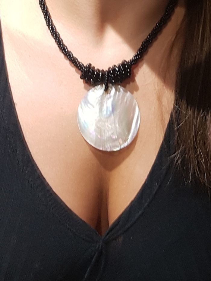 collier en nacre