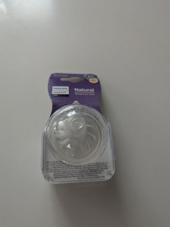 Lot de 2 tétines Philips Avent Natural 3m+ (debit 4)