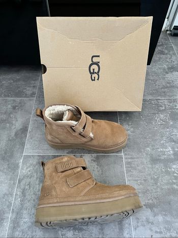 UGG plateforme Camel