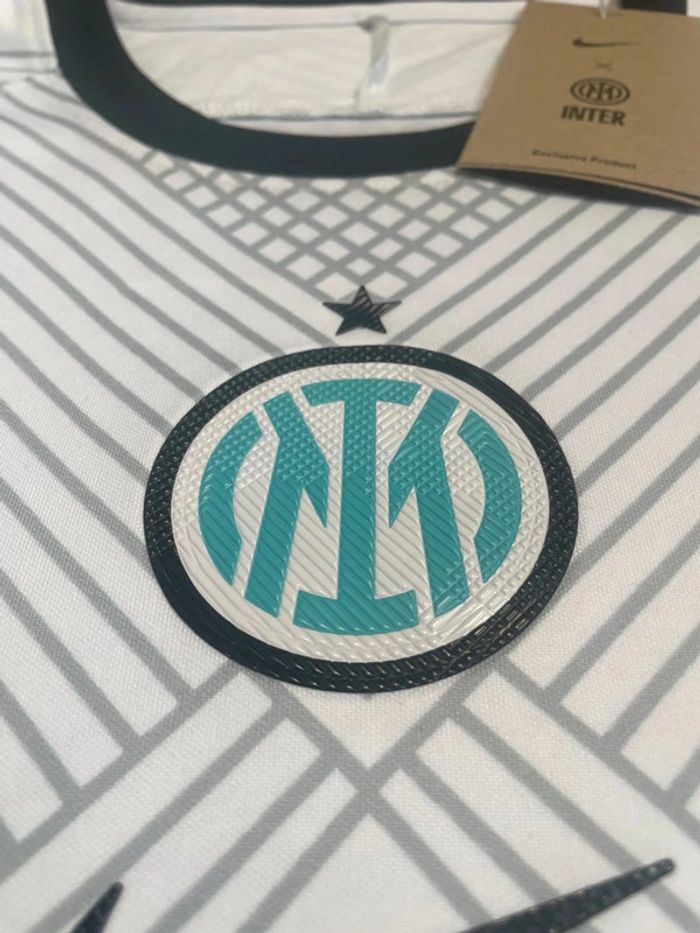 Maillot concept foot Inter Milan blanc édition Serpent taille M - photo numéro 4