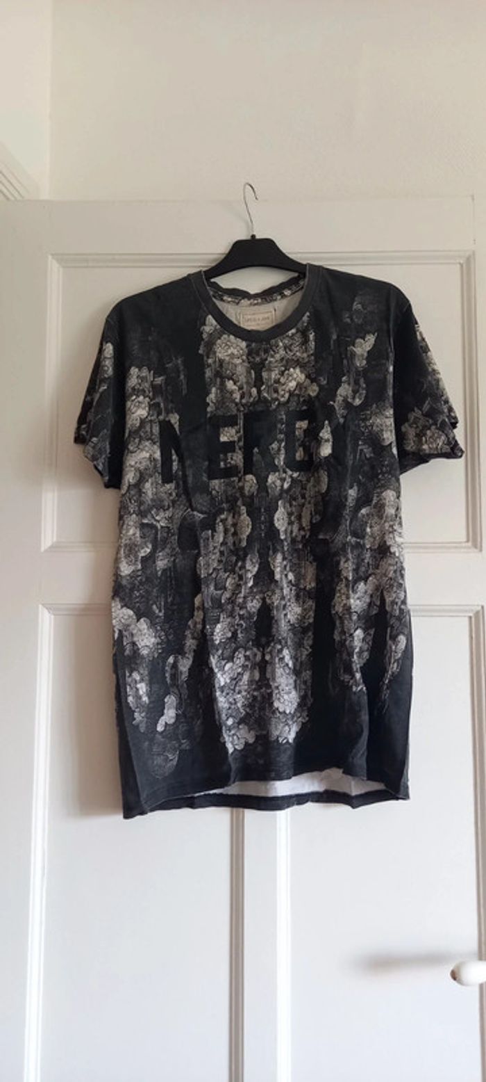 T-shirt M Life is à joke X eleven gris noir blanc