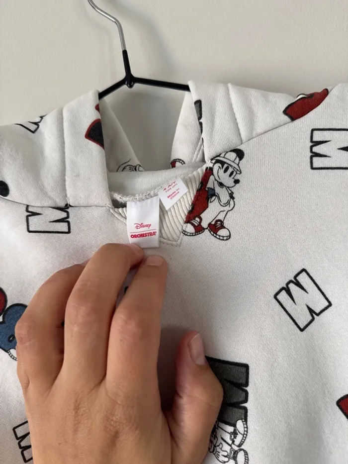 👕 Pull -sweat à capuche - orchestra Disney - Mickey - 4 ans - très bon état - photo numéro 2