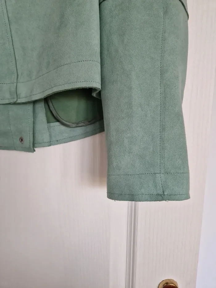 Veste verte stradivarius M - photo numéro 4