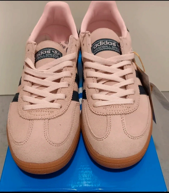 Baskets Adidas Spezials Taille 40 - photo numéro 3