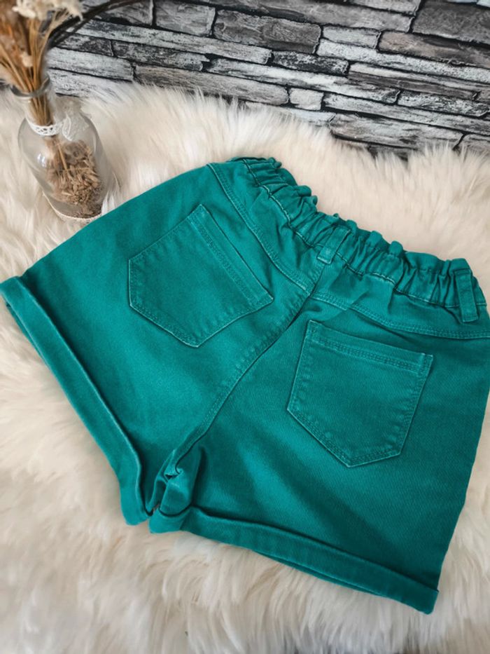 🩵 Joli short en jean vert d'eau/turquoise TAO en 8 ans 🩵 - photo numéro 3