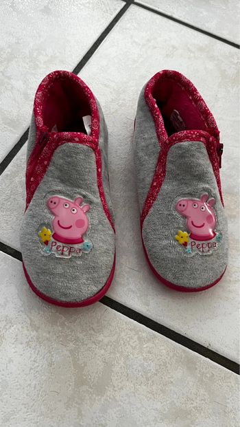 Pantoufles peppa pig taille 27