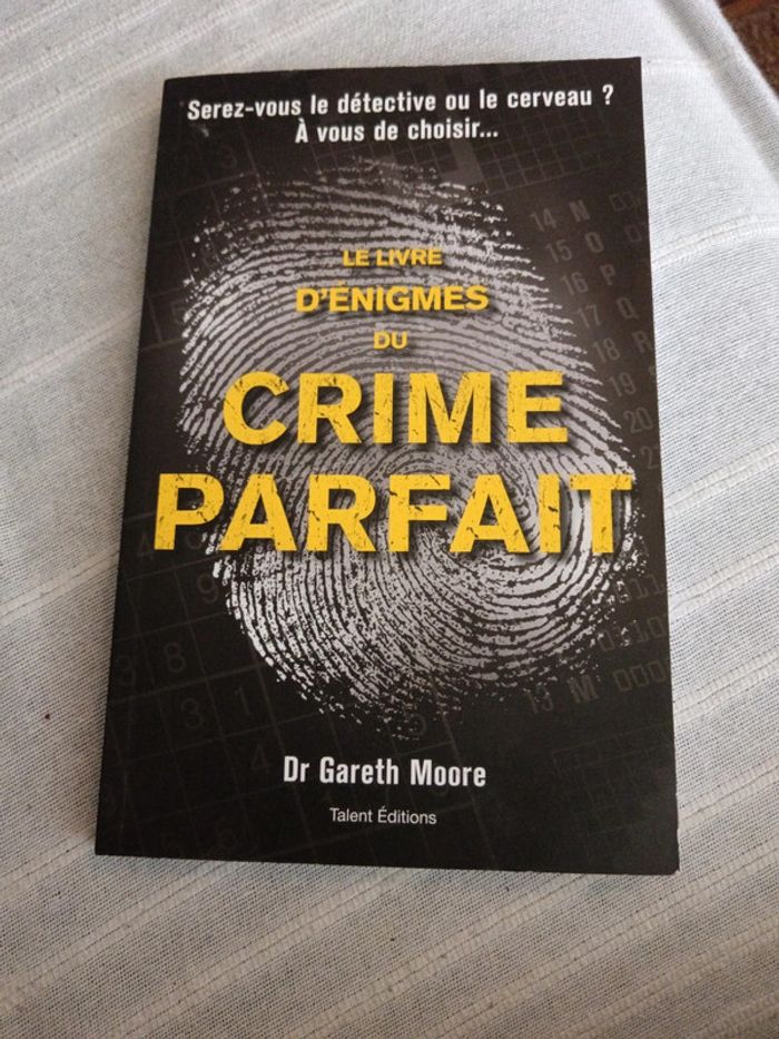 Livre d'énigmes neuf