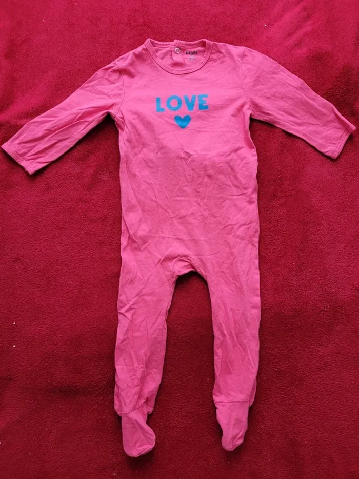 3 pyjamas - photo numéro 2