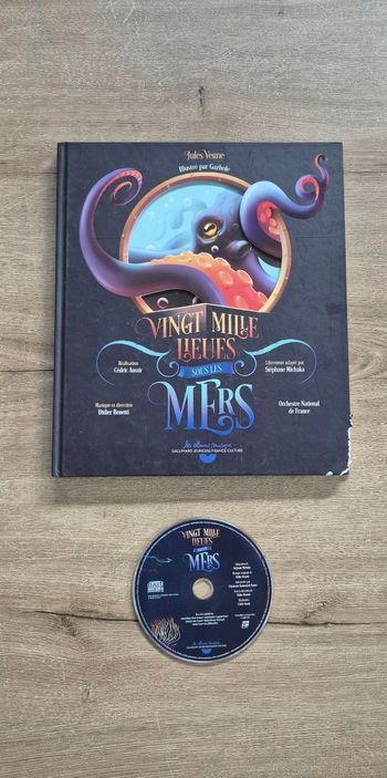 Livre + CD : Vingt mille lieues sous les mers