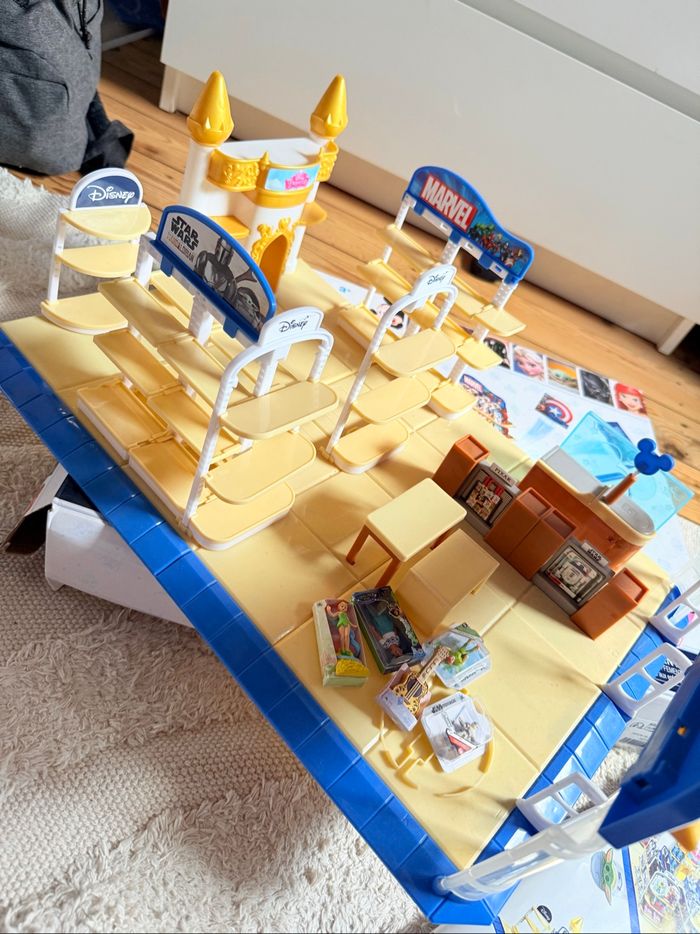 Disney store pour mini grands - photo numéro 3