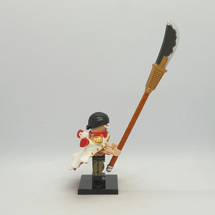 🌊 Figurine One Piece - Edward "Barbe Blanche" Newgate - (Style Lego) 🌊 - photo numéro 4