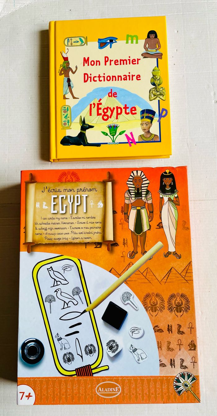 Mon 1er dictionnaire de l’Egypte + coffret neuf j’écris mon prénom en égyptien