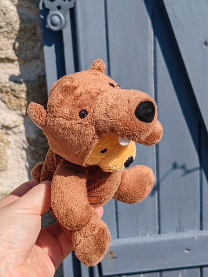 Peluche Winnie l'ourson deguisé en ours brun - photo numéro 3