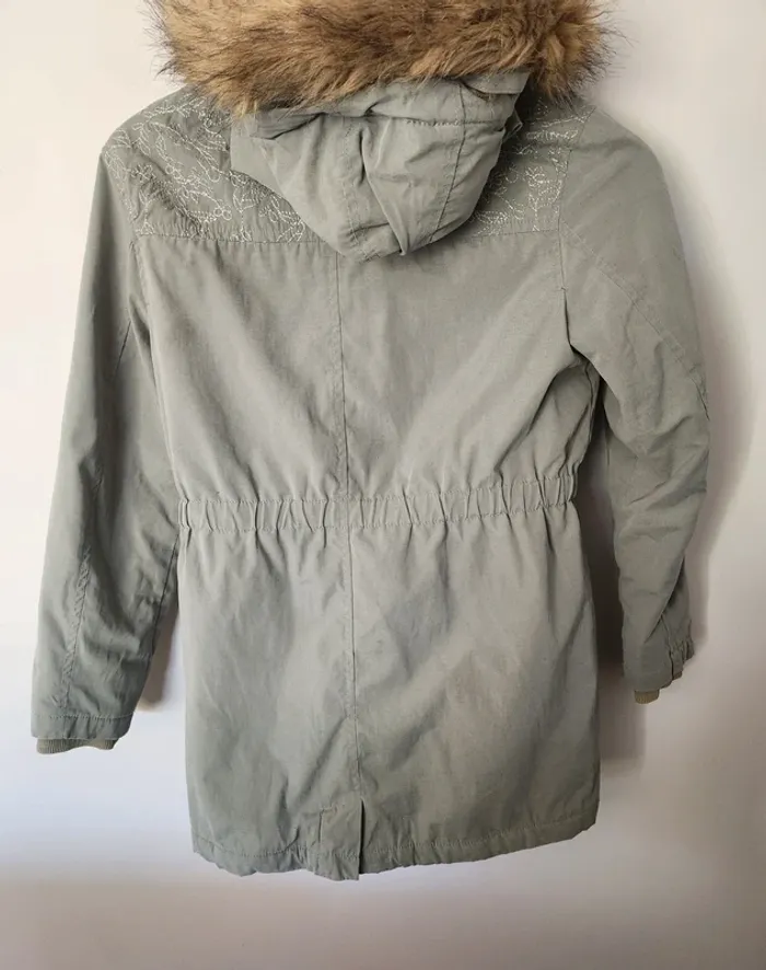 manteau capuche fourrure veste kaki vert Creeks taille 10 ans excellent état - photo numéro 2
