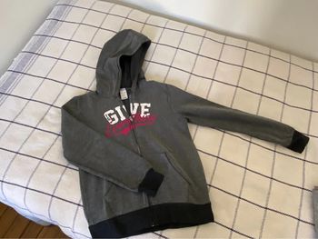 Sweat zippé Décathlon 12 ans