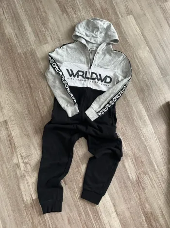 Combinaison garçon/fille – H&M – 8/10 ans – Streetwear comfy