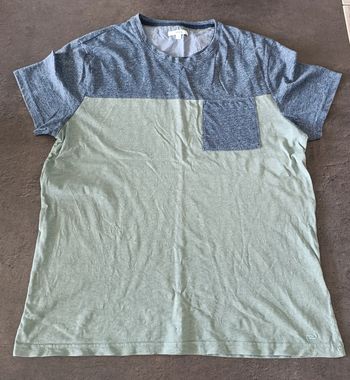 T-shirt manches courtes bicolore
Taille : L