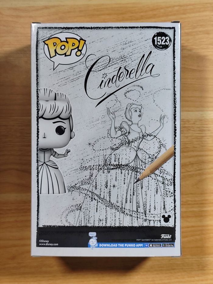 Funko Pop! Cinderella #1523 (Disney) Édition Sketch Noir & Blanc - photo numéro 3