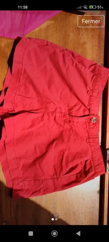Short rouge