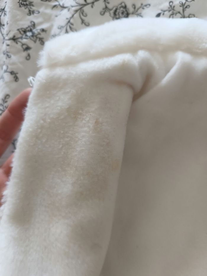 Gilet fourrure et robe rouge 12mois - photo numéro 4