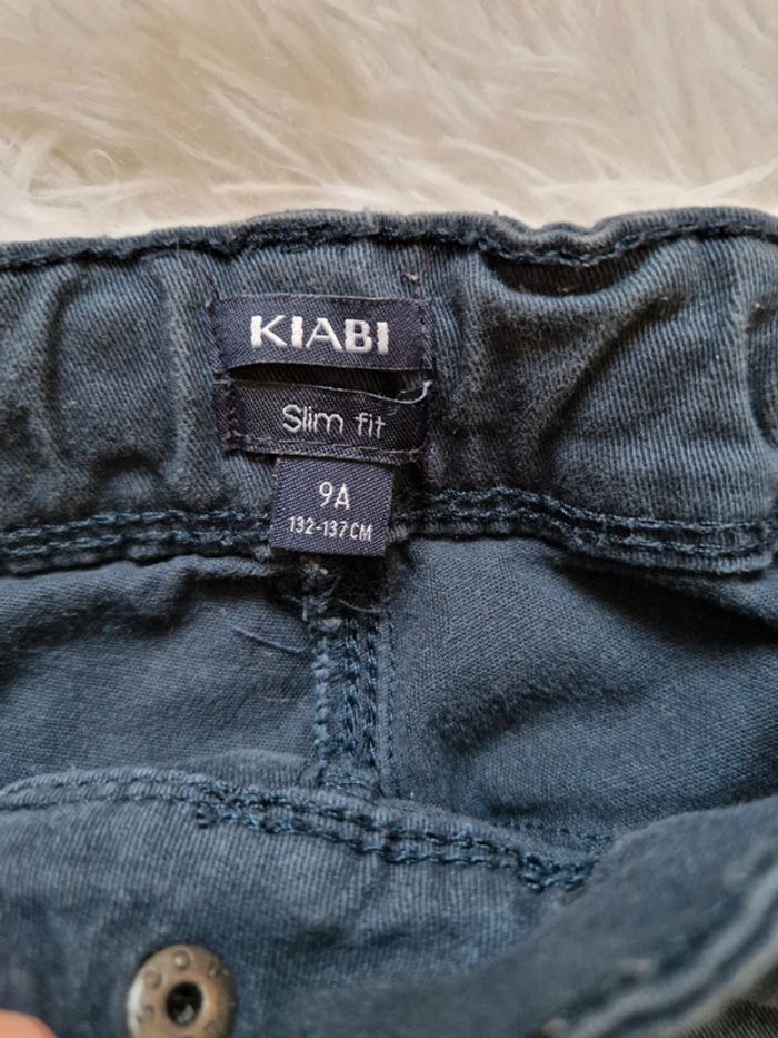 Lot de 2 jeans 9 ans 2 euros - photo numéro 2