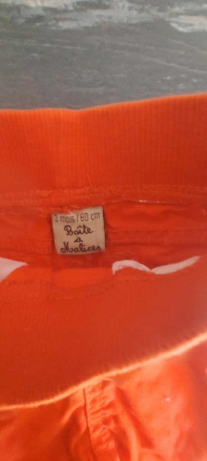 Pantalon 3 mois - photo numéro 2