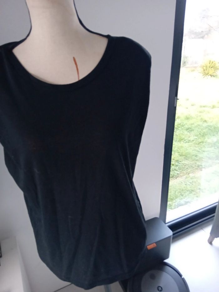T-shirt shein taille 36 - photo numéro 2