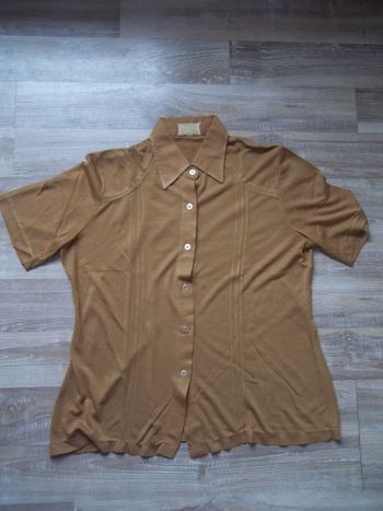 Chemisier acrylique marron manches courtes
