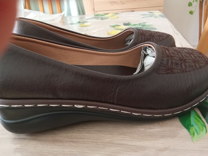 Chaussures neuves pointure 37