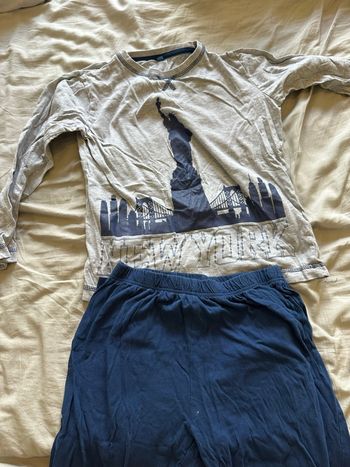 Pyjama 2 piece taille 10 ans new york