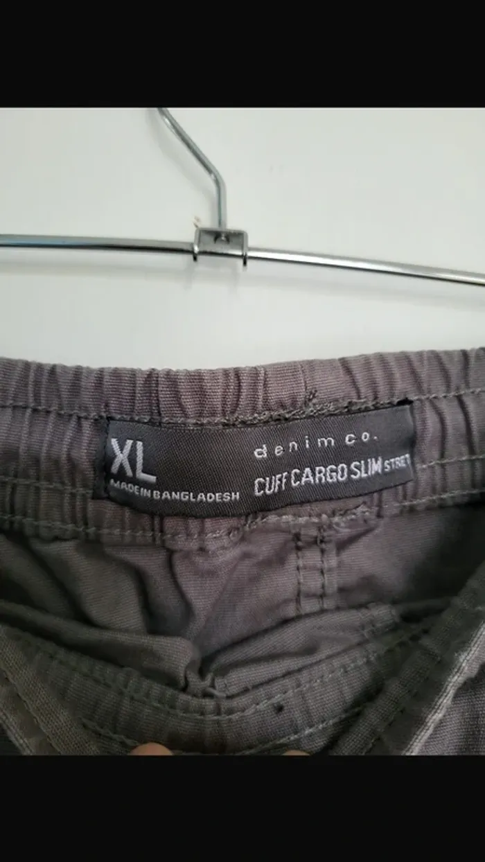 Pantalon cargo XL impeccable - photo numéro 7