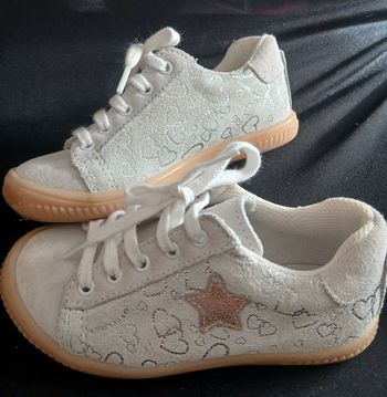 Jolies chaussures pointure 25