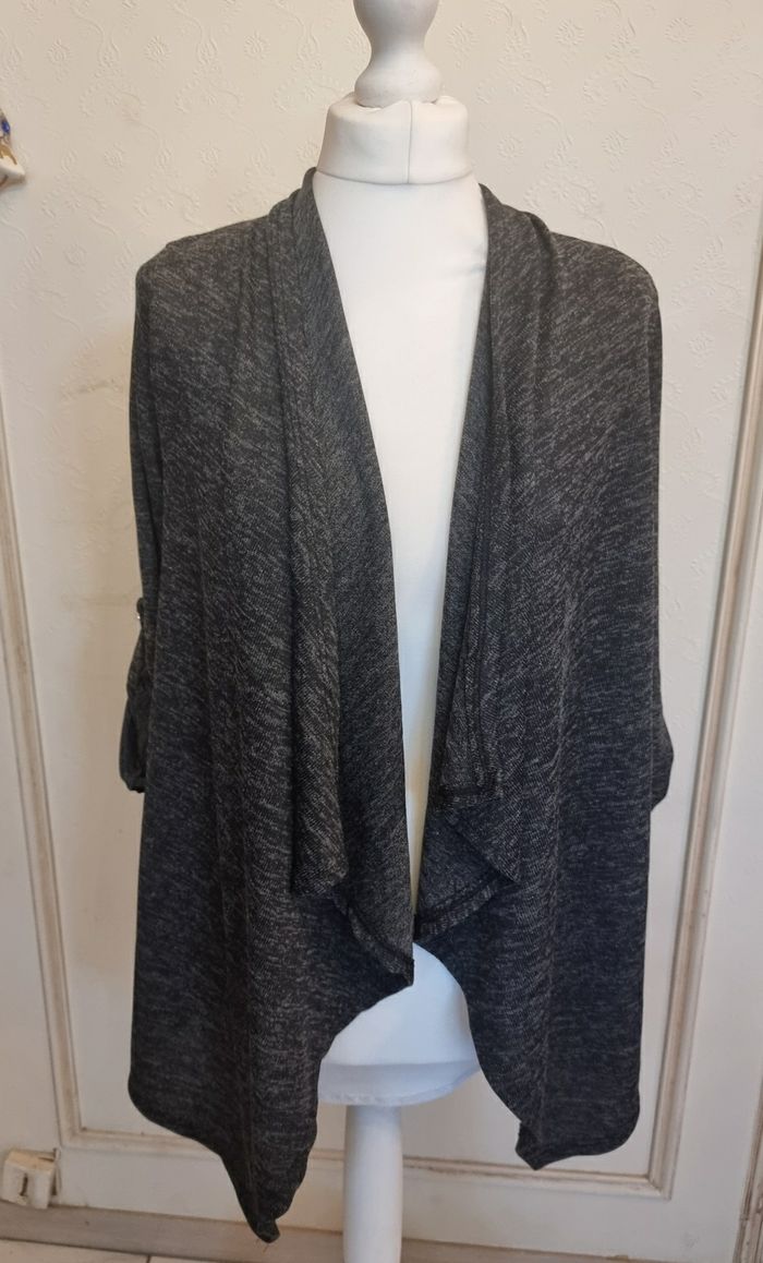 Gilet pendant/cape Gris - photo numéro 2