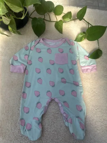 Pyjama turquoise fraises roses