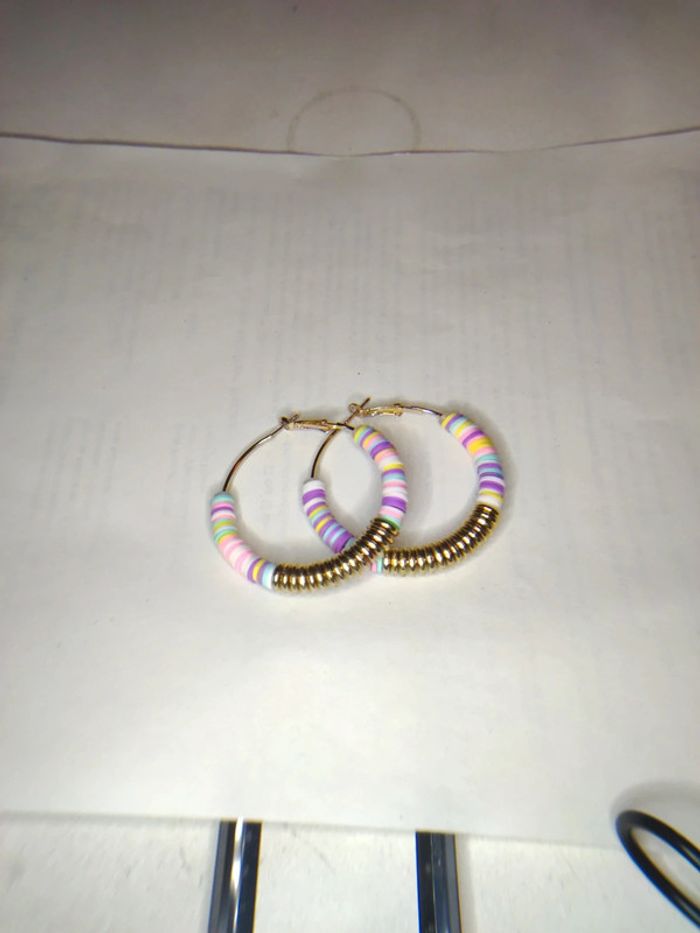 Boucles d'oreilles créoles multicolore - photo numéro 5